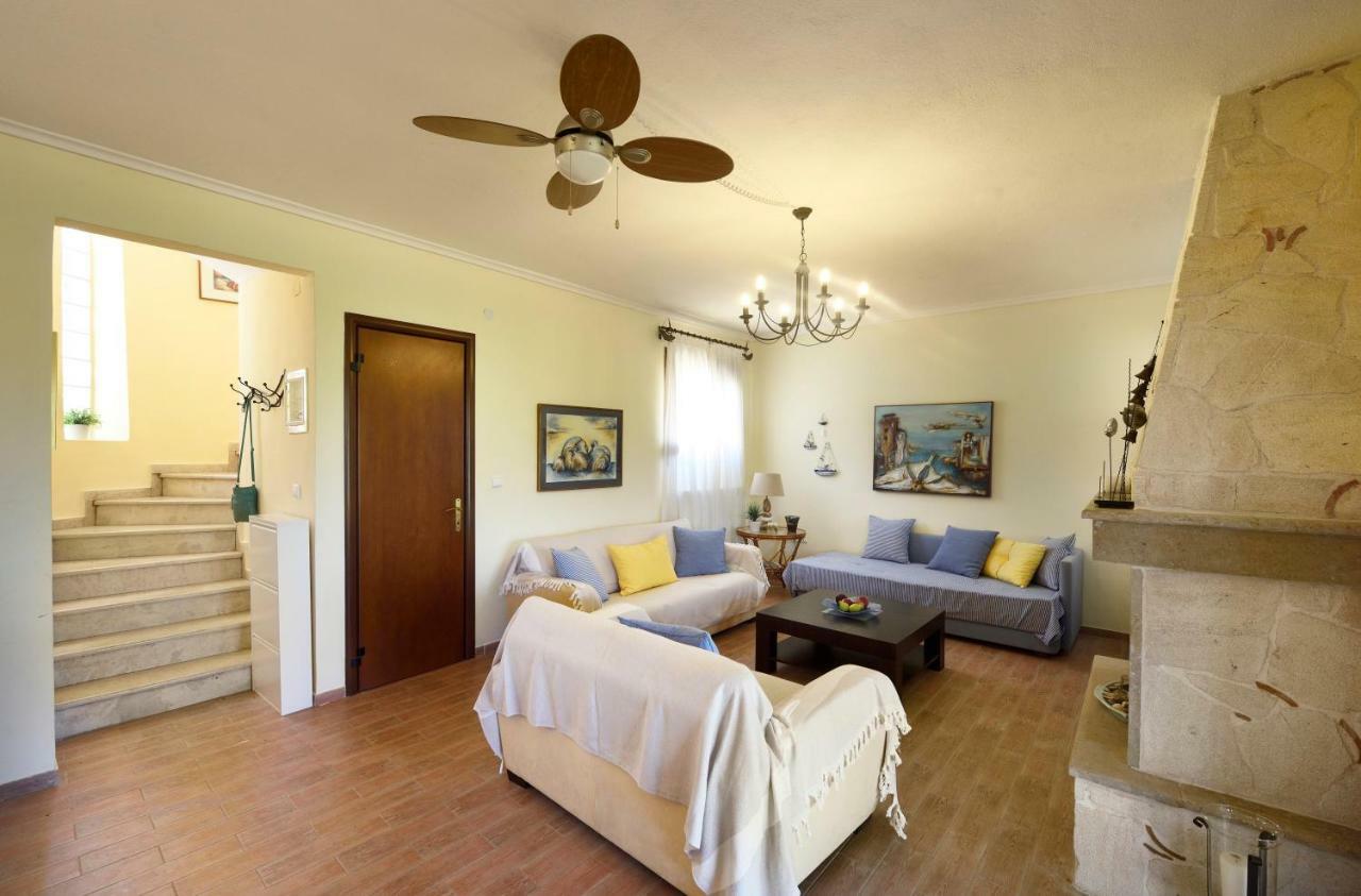 Sani Beach Villa Zewnętrze zdjęcie