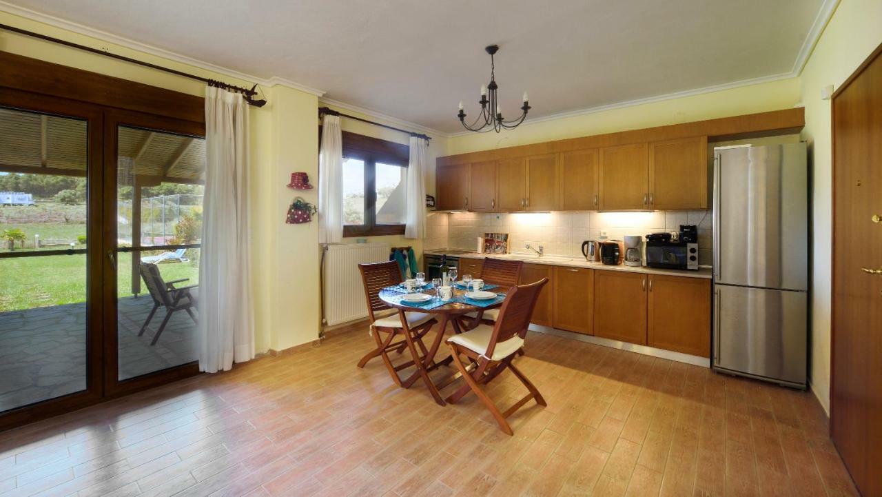 Sani Beach Villa Zewnętrze zdjęcie